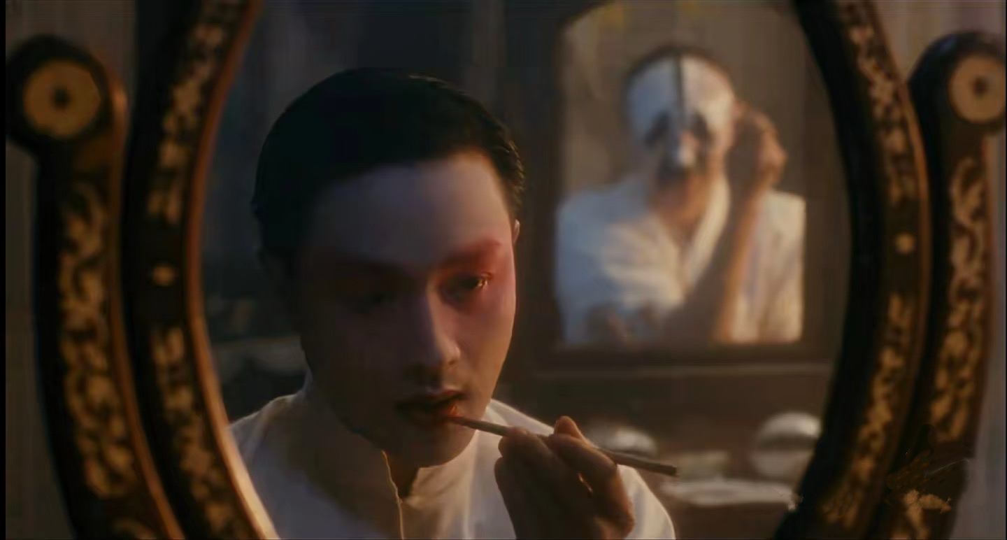 爱恨痴缠半世纪，一曲绝唱动古今 —— 重温《霸王别姬》的不朽传奇